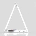 Lámpara de escritorio LED de carga inalámbrica - Diseño triangular para el cuidado de los ojos